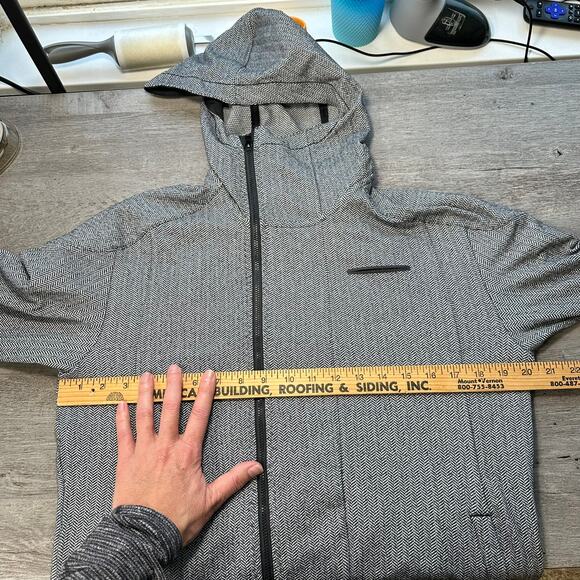 Brooks Pure Project Men's Black grey Hooded Zip Jacket Asymmetrical Zip Small - Picture 9 of 11